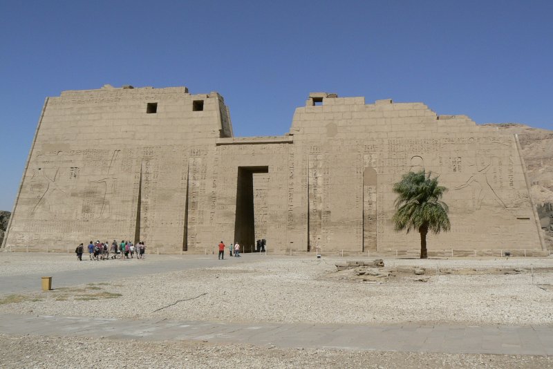 04 LUXOR Habu Temple